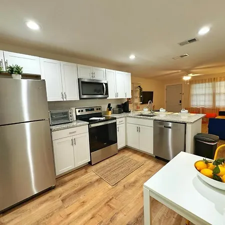 *New* Gorgeous Sunshine - 2Bd/1Ba - Private Fenced Backyard! Villa Port Orange Exterior photo